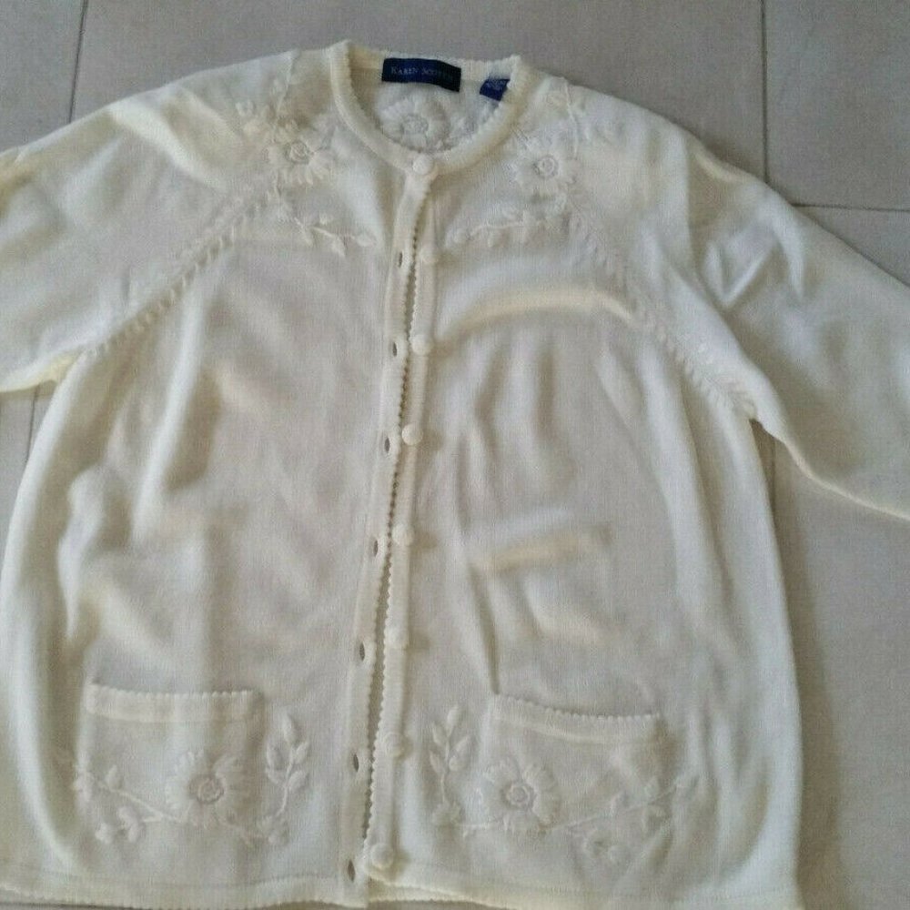 WOMAN KAREN SCOTT II CASUAL KNITTED BUTTON FRONT